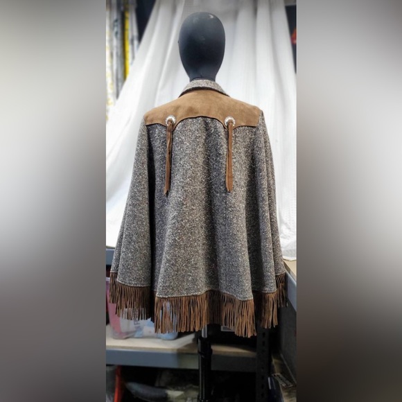 Vintage Pioneer Wear Wool and Suede Fringe Western Cape - Picture 4 of 5